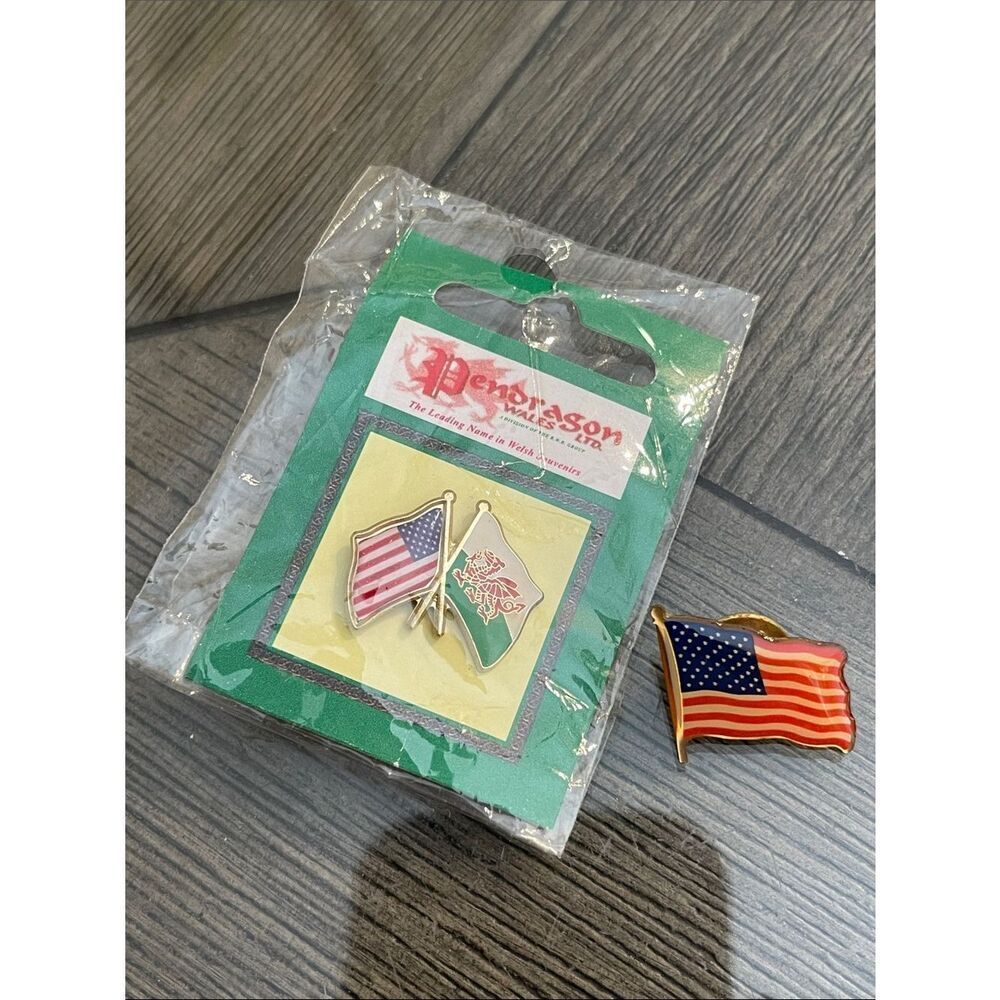 Wales / USA Flag Pin from Pendragon New
